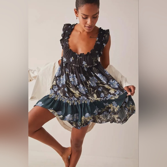 Free People Bali Wild Daisy Slip - Picture 1 of 5